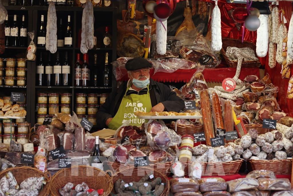 chi-tien-khung-cho-quang-cao-chien-luoc-cua-cac-thuong-hieu-lon-tai-anh