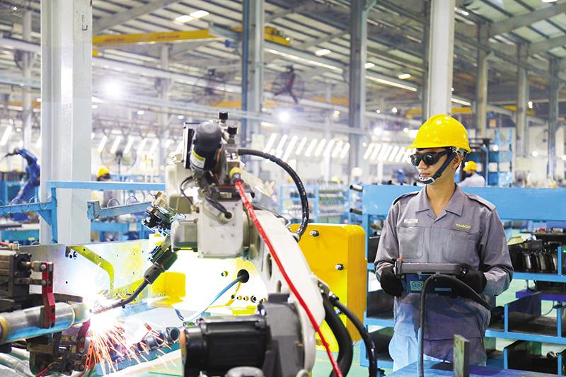 tiep-tuc-khoi-thong-nguon-luc-the-che-de-tang-truong-2-con-so