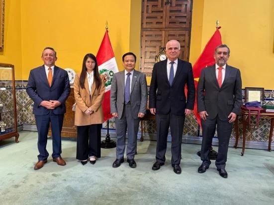 Việt Nam và Peru thúc đẩy hợp tác kinh tế, thương mại