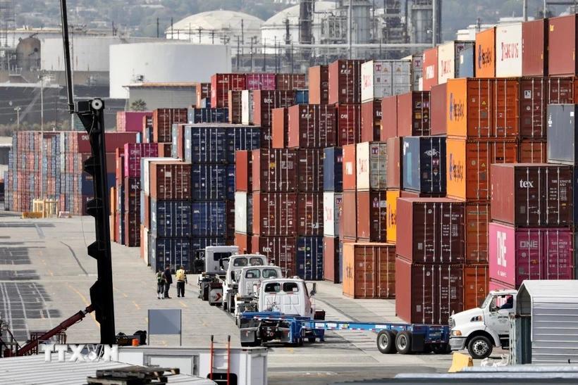 Mỹ lại hoãn áp thuế với hàng hóa nhập khẩu từ Canada và Mexico