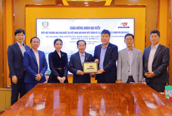 Hiệp hội Thương mại Hàn Quốc tại Việt Nam làm việc với Tập đoàn KN Holdings