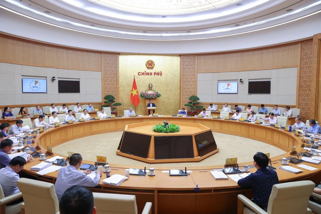tiep-tuc-uu-tien-thuc-day-tang-truong-gan-voi-giu-vung-on-dinh-kinh-te-vi-mo