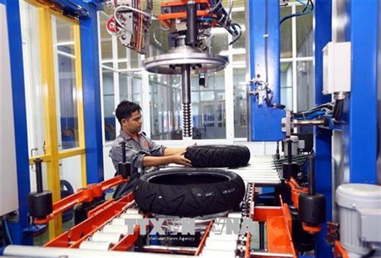 Trung Quốc đưa vào hoạt động dây chuyền sản xuất lốp máy bay dân dụng quy mô đầu tiên