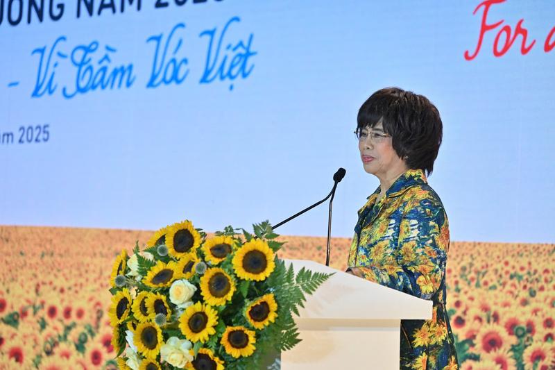 Chia sẻ xúc động của Anh hùng Lao động Thái Hương về dinh dưỡng học đường