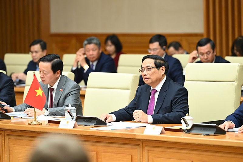 nga-san-sang-tham-gia-xay-dung-nganh-cong-nghiep-dien-hat-nhan-cua-viet-nam