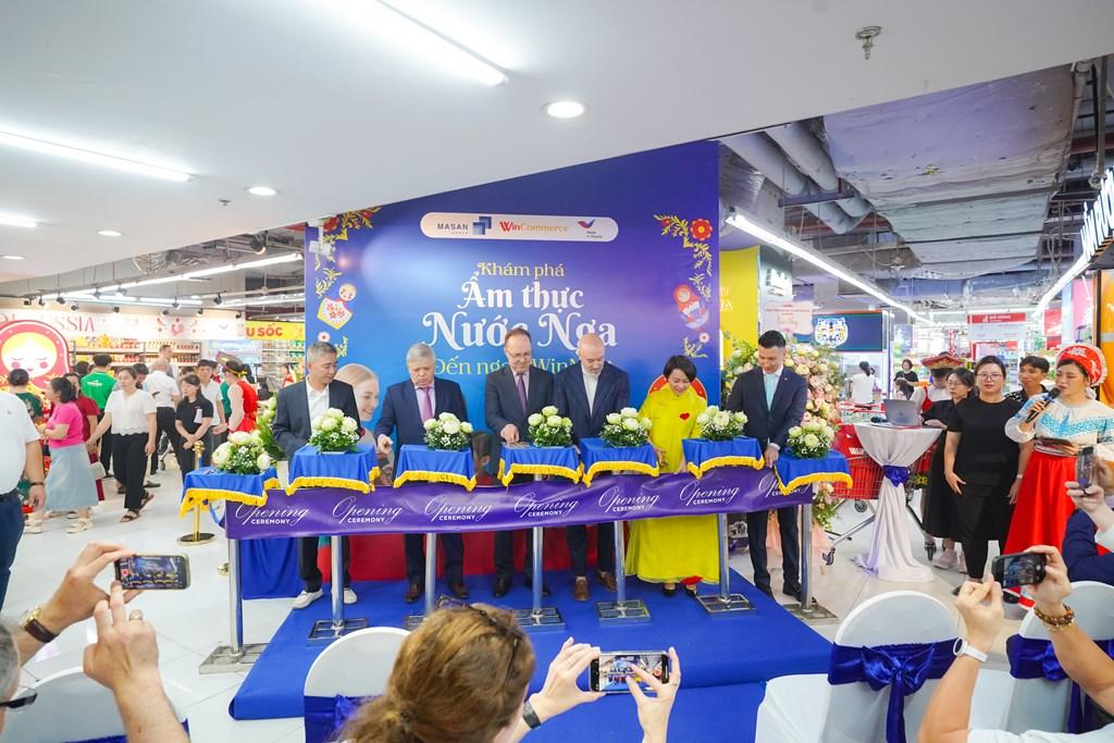 WinMart ra mắt "Russia Corner" - Tinh hoa văn hóa Nga tại siêu thị Việt