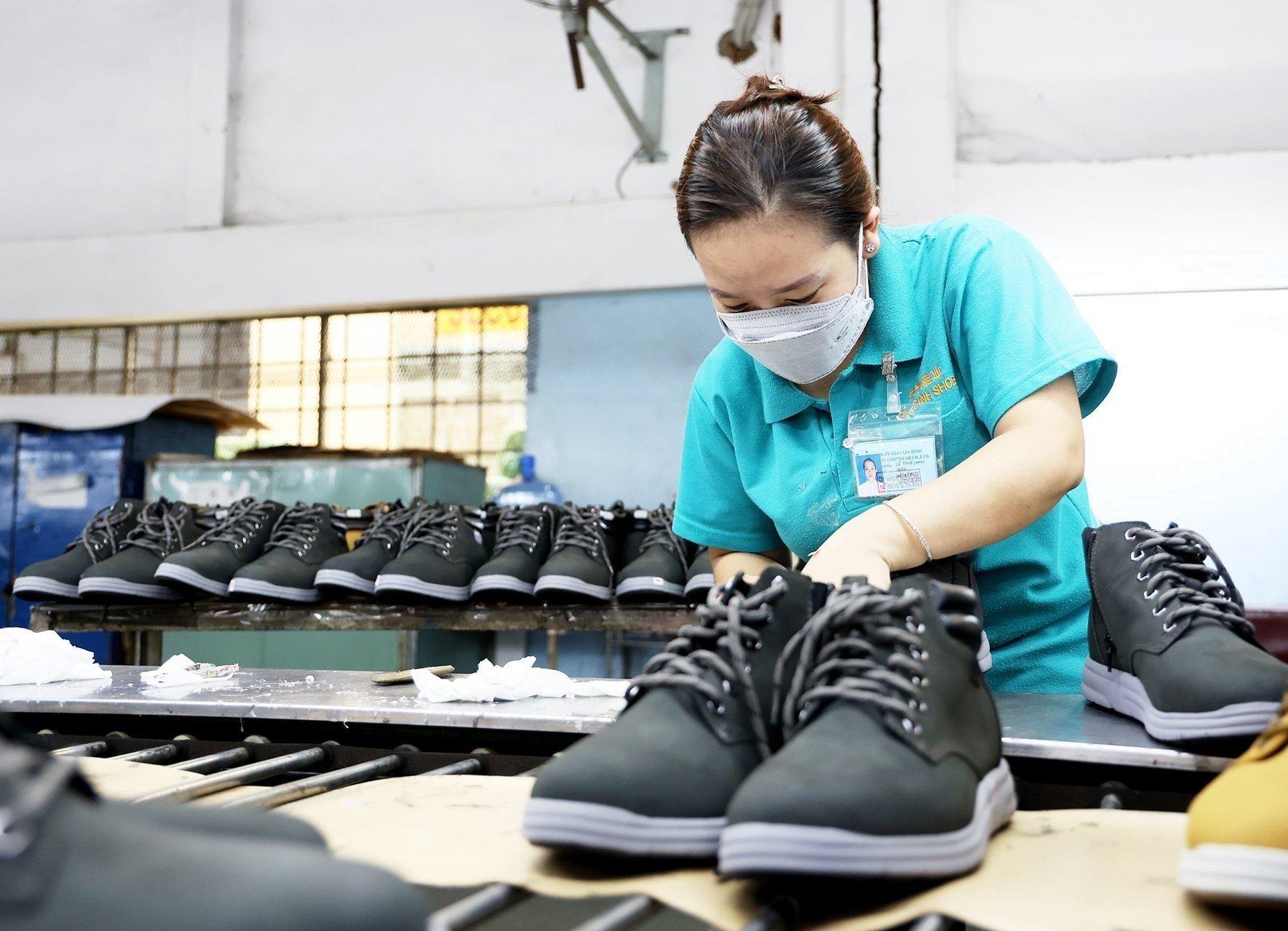 ba-thi-truong-chi-hon-8-ty-usd-mua-giay-dep-tu-viet-nam
