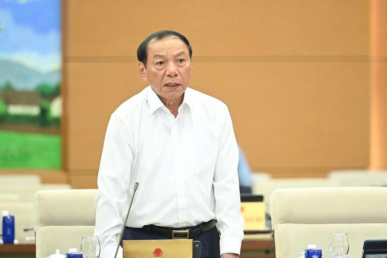 “Đại biểu Quốc hội cứ yên tâm mặc áo có logo doanh nghiệp”