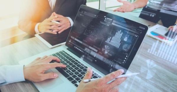 Lợi thế vốn và công nghệ định hình lại cục diện thị trường chứng khoán năm 2026