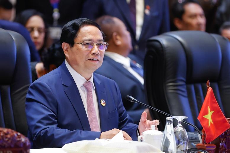 viet-nam-cung-asean-doi-moi-de-bay-cao-sang-tao-de-vuon-xa-hoi-nhap-de-phat-trien