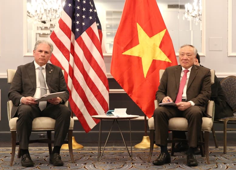 ket-noi-he-sinh-thai-doi-moi-sang-tao-cua-viet-nam-voi-khu-rung-silicon-cua-bang-oregon-hoa-ky