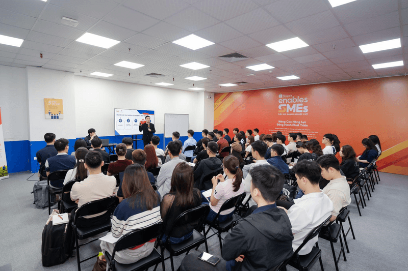 shopee-khoi-dong-chuong-trinh-tiep-suc-doanh-nghiep-viet-2026