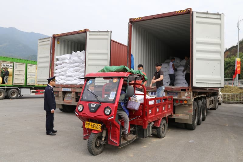 quang-ninh-ho-tro-doanh-nghiep-nang-cao-nang-luc-xuat-nhap-khau