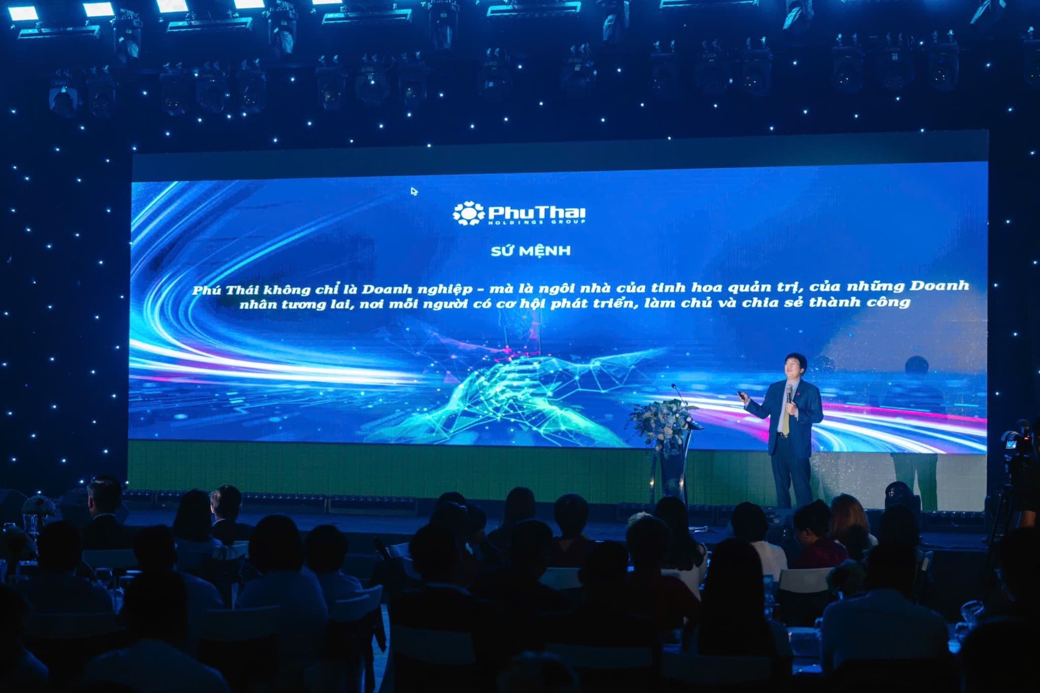 chuan-bi-thoi-ky-tang-toc-phu-thai-dat-muc-tieu-dao-tao-the-he-lanh-dao-moi