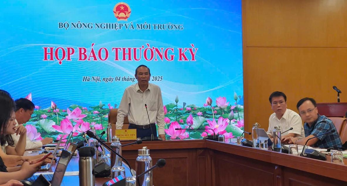 viet-nam-thu-4537-ty-usd-tu-xuat-khau-nong-lam-thuy-san-trong-8-thang