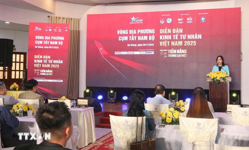 Khai mạc Diễn đàn Kinh tế tư nhân Việt Nam 2025