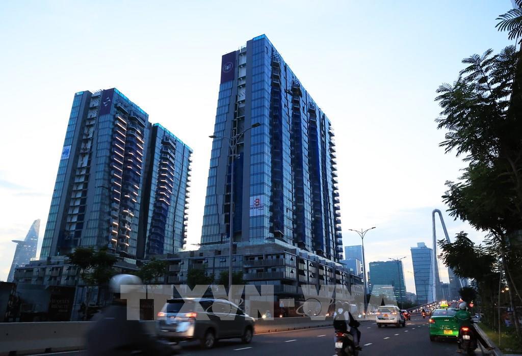 khong-the-cham-chan-trong-cuoc-dua-tai-chinh-toan-cau