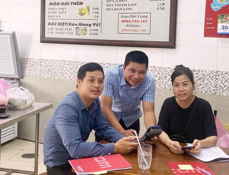 gap-rut-ho-tro-ho-kinh-doanh-trien-khai-hoa-don-dien-tu