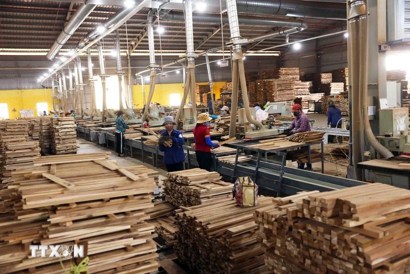 nganh-go-viet-nam-nham-toi-muc-tieu-xuat-khau-18-ty-usd-trong-nam-2025