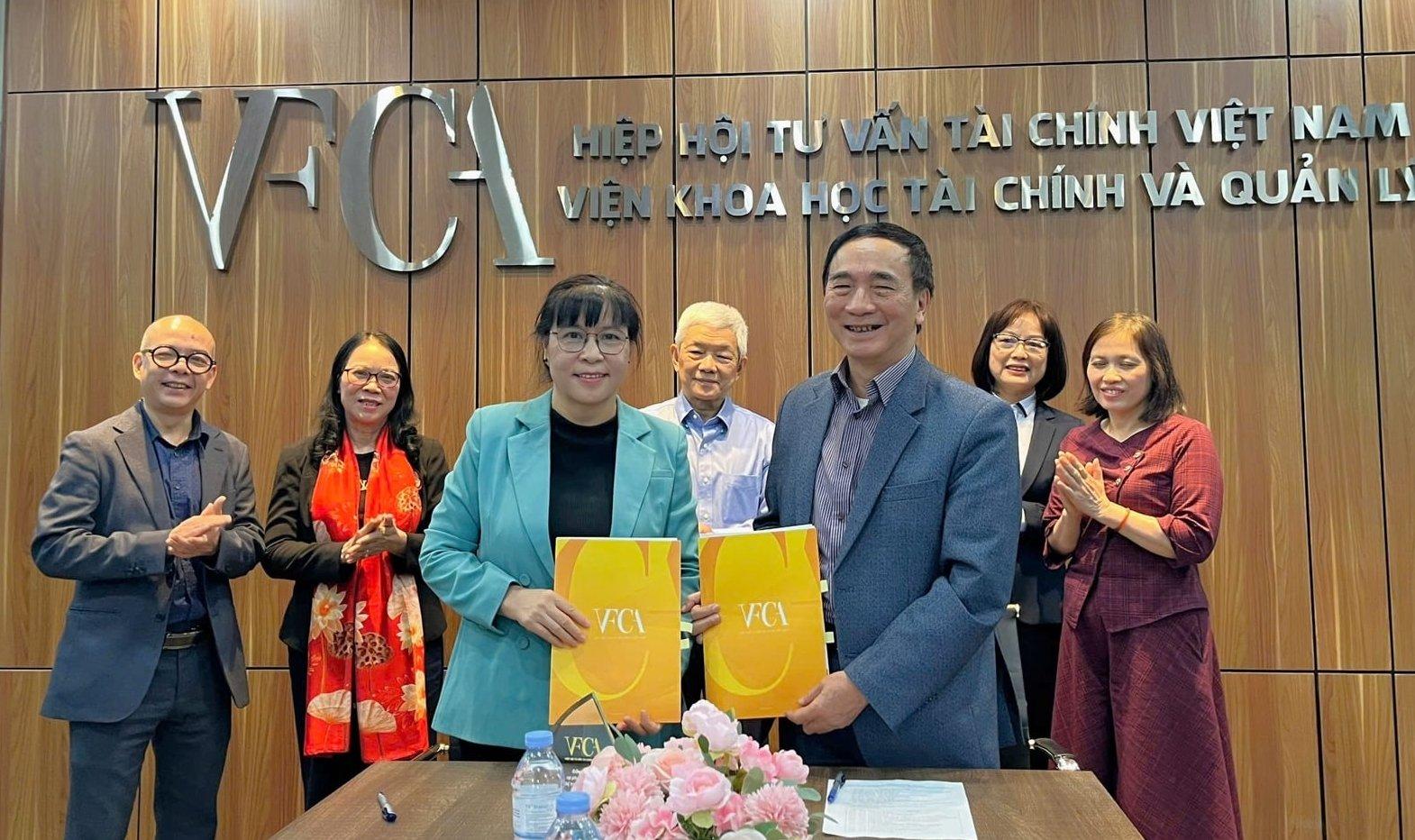 vfca-ky-ket-thoa-thuan-hop-tac-voi-cong-ty-co-phan-tu-van-phat-trien-phuong-dong