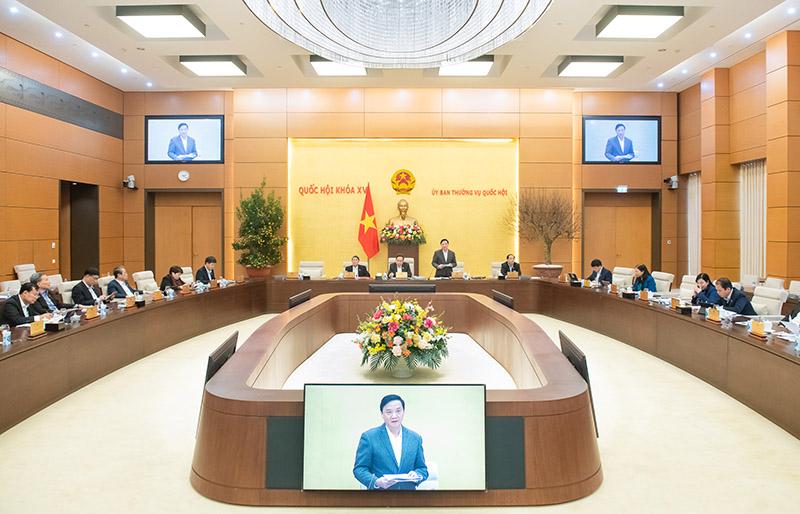 ro-dan-chinh-sach-khi-sua-luat-de-tinh-gon-bo-may