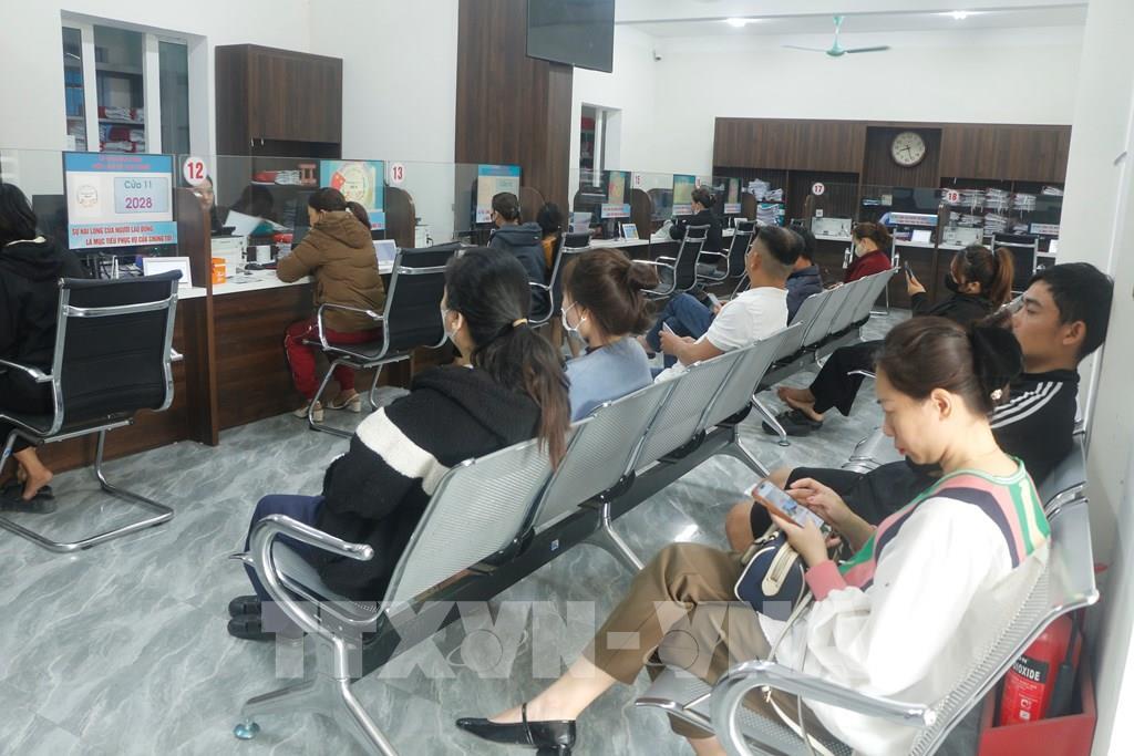 thieu-hut-nhan-luc-cuoi-nam-doanh-nghiep-khat-nguoi