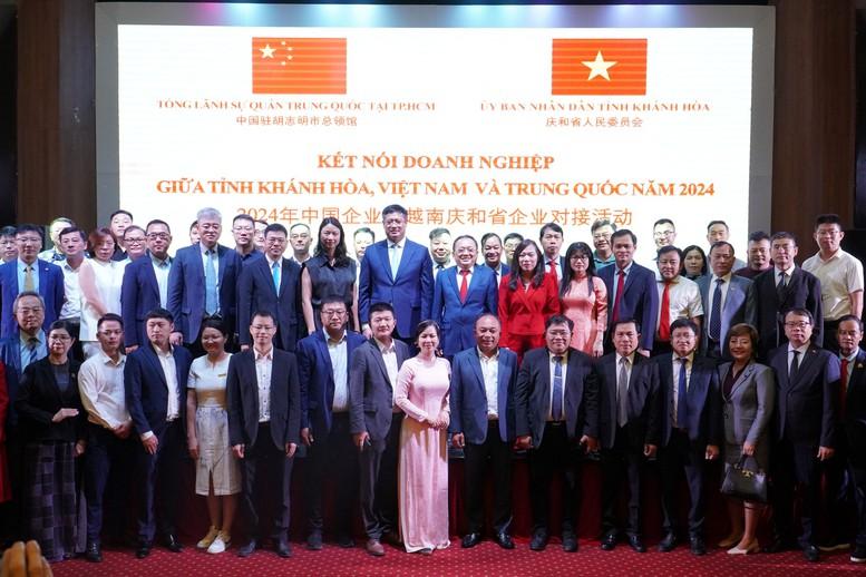 hon-200-doanh-nghiep-tham-gia-hoi-nghi-ket-noi-doanh-nghiep-khanh-hoa-trung-quoc