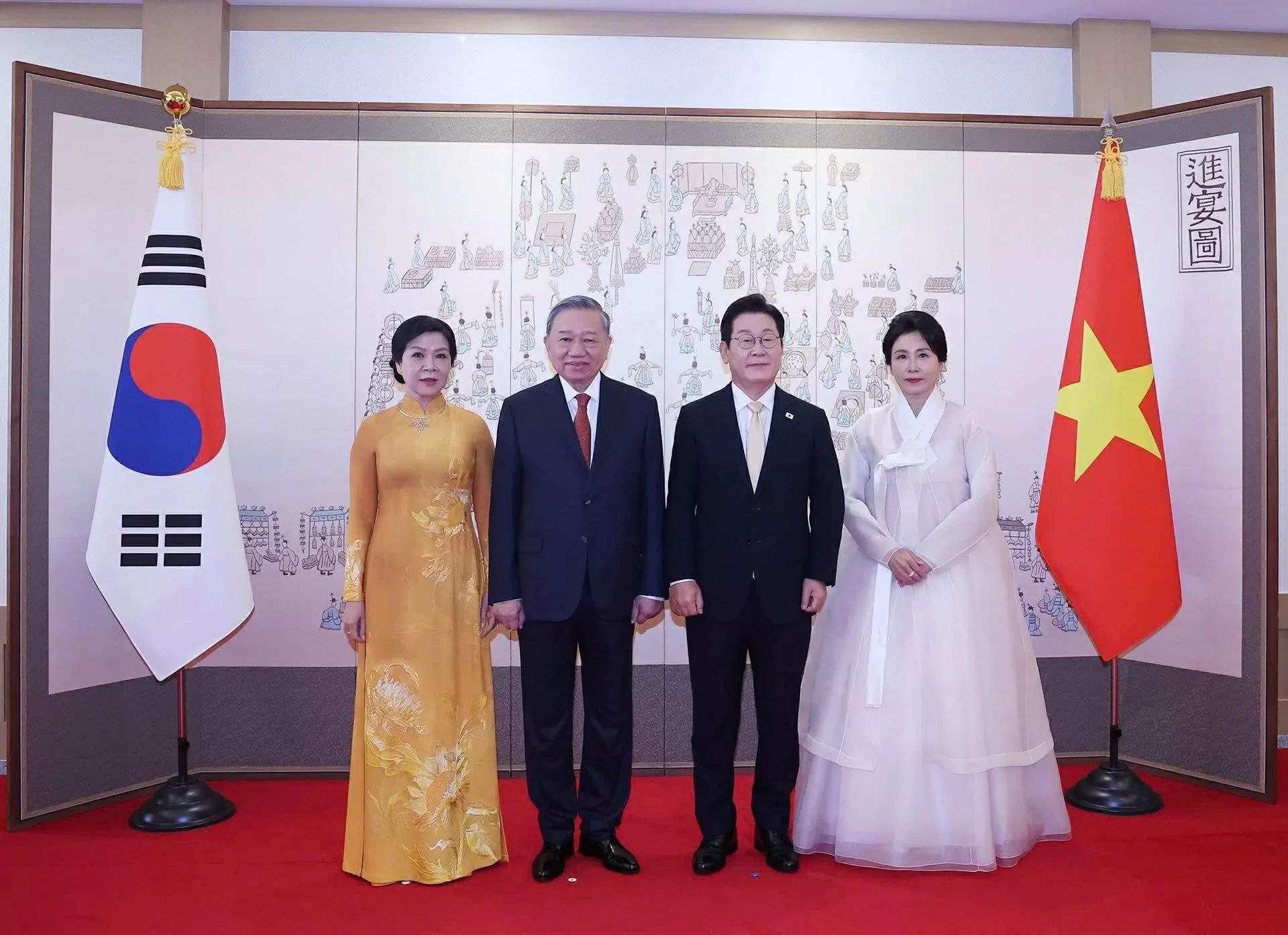Tuyên bố chung về việc làm sâu sắc hơn quan hệ Đối tác chiến lược toàn diện Việt Nam-Hàn Quốc
