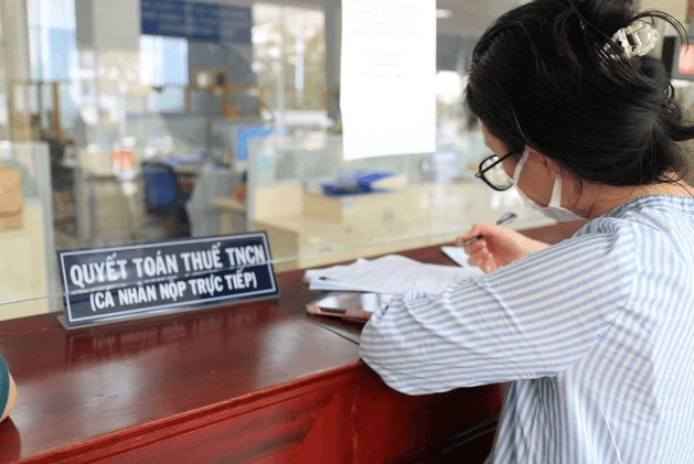 Linh hoạt điều chỉnh mức giảm trừ với người nộp thuế, trả lương đủ nuôi 2 con