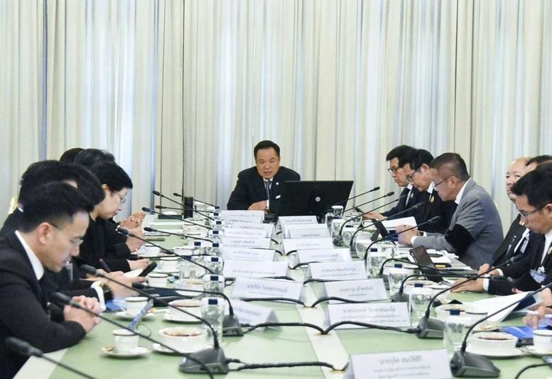 xung-dot-tai-trung-dong-chinh-sach-nang-luong-cua-cac-nuoc