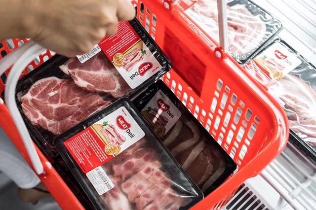 So găng doanh nghiệp nội và ngoại trong ngành chăn nuôi