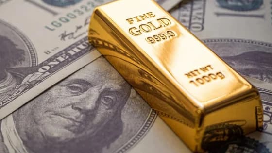 gia-vang-lao-doc-do-usd-manh-len