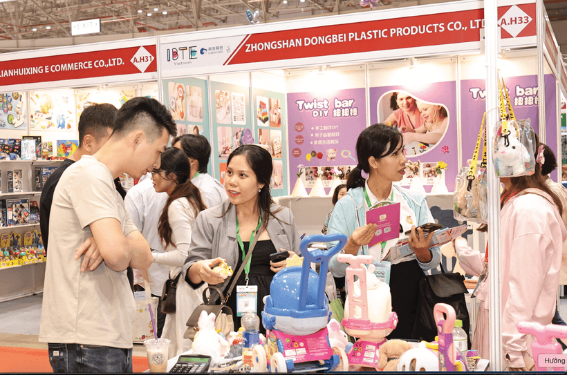 hon-250-doanh-nghiep-tham-gia-trien-lam-quoc-te-san-pham-va-do-choi-tre-em-2025