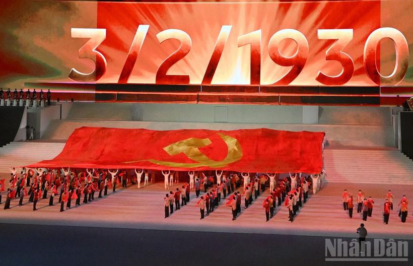 toan-dang-toan-dan-toan-quan-quyet-tam-lap-ky-tich-trong-giai-doan-phat-trien-moi