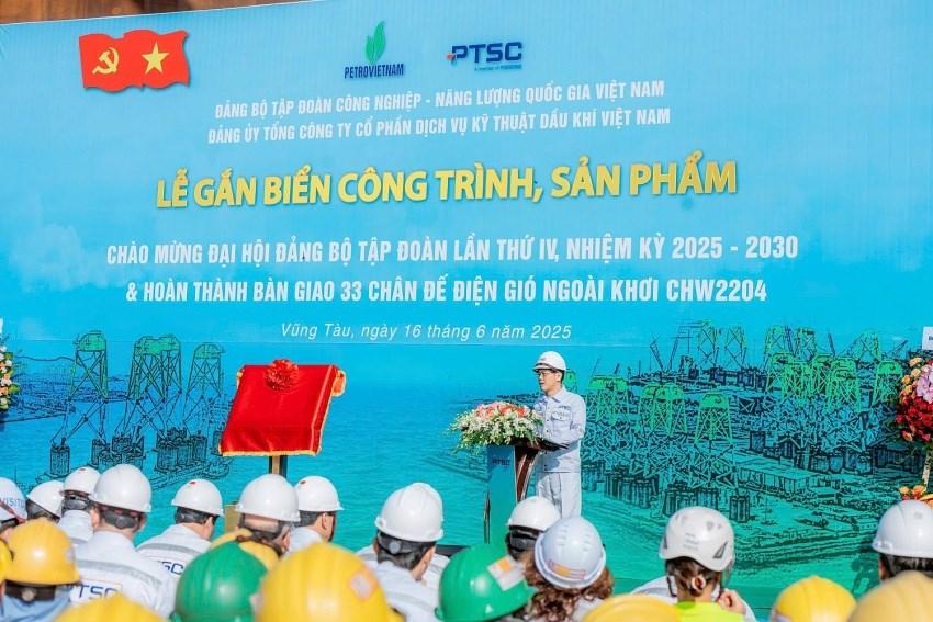 Bàn giao 33 chân đế điện gió ngoài khơi cho chủ đầu tư Orsted (Đan Mạch)
