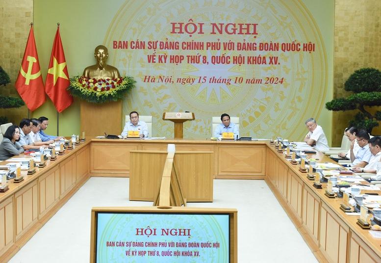 chinh-phu-dac-biet-quan-tam-tich-cuc-chuan-bi-cac-du-an-luat-nghi-quyet-trinh-quoc-hoi