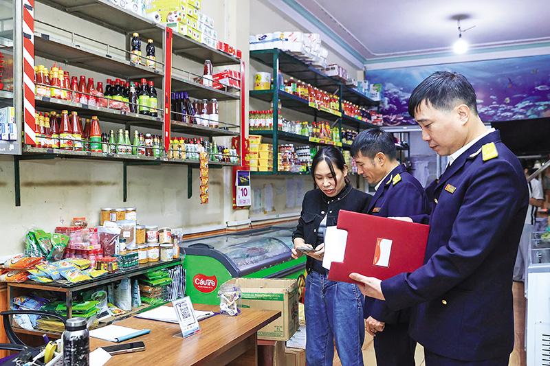 chinh-sach-thue-luc-day-am-tham-cho-chuyen-dong-kinh-te