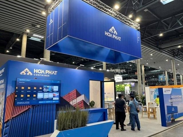Thế giới di động lãi kỷ lục; Hòa Phát chào container “Made in Vietnam”; Đạm Hà Bắc lại lỗ