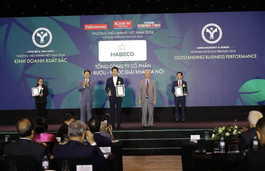 Habeco được vinh danh top 10 Thương hiệu mạnh Việt Nam - Kinh doanh xuất sắc 2024