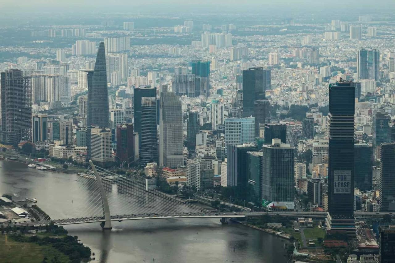 Việt Nam trong dòng chảy số hóa và xanh hóa