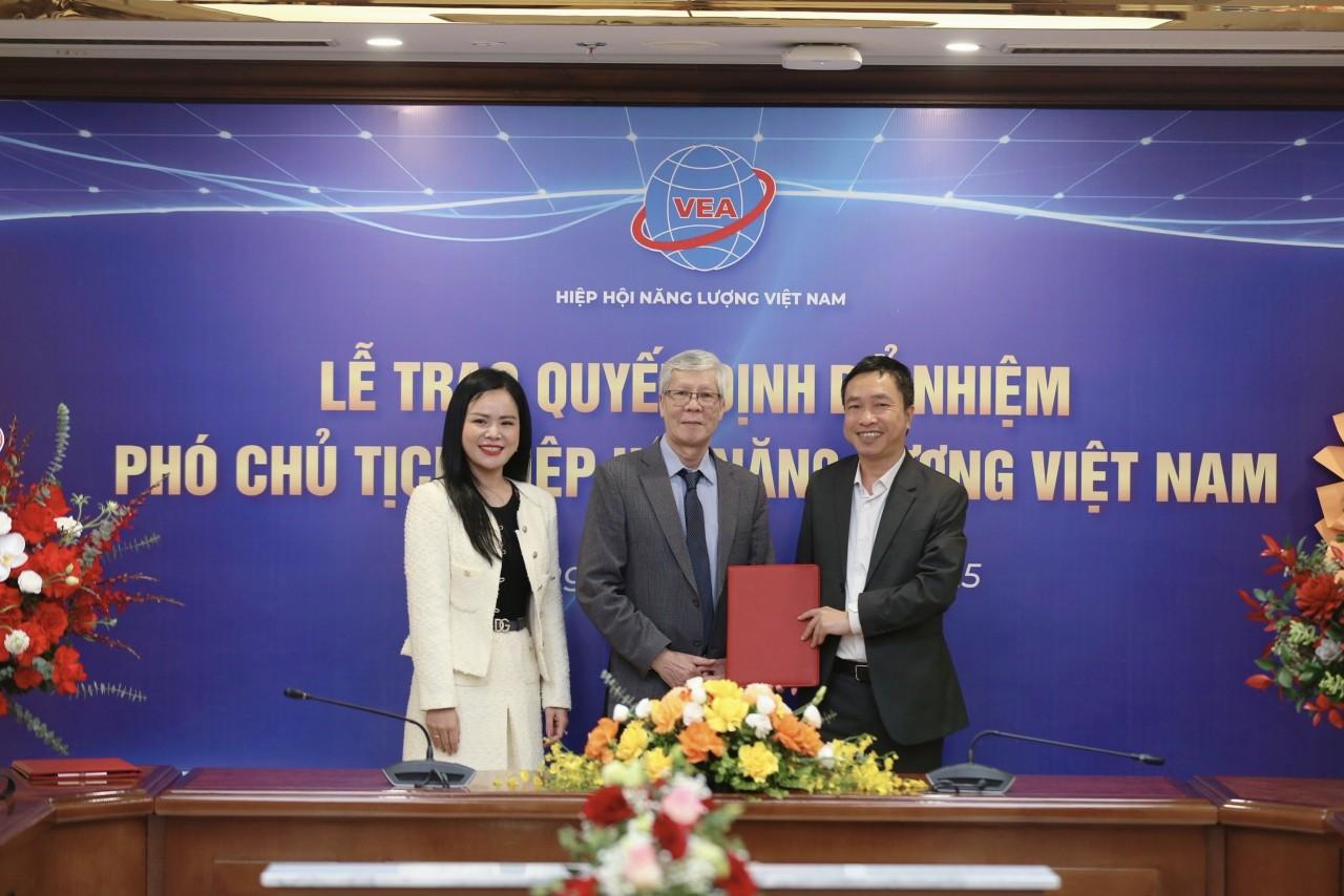 lanh-dao-cap-cao-tt-group-lam-pho-chu-tich-hiep-hoi-nang-luong-viet-nam