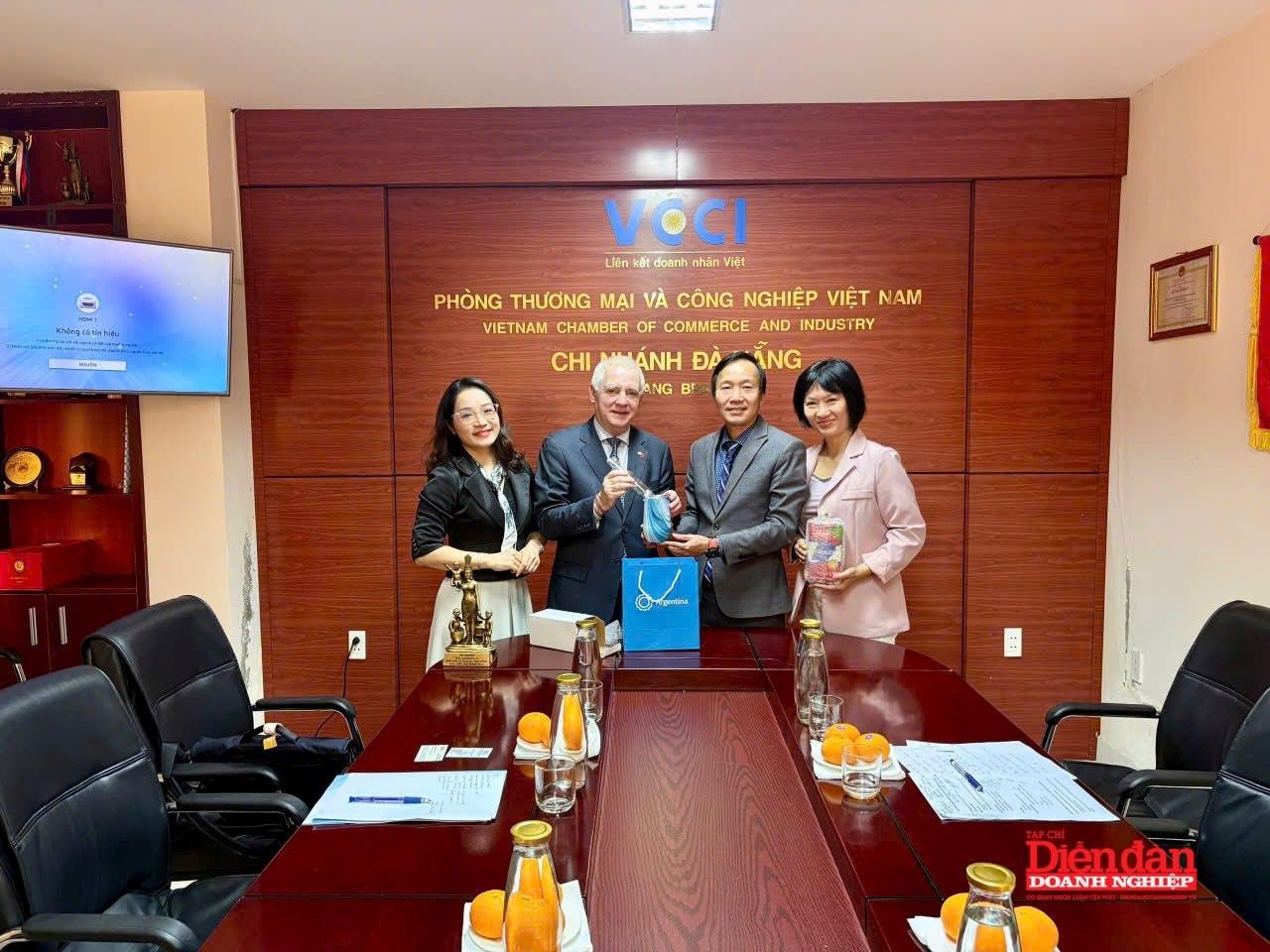 VCCI miền Trung – Tây Nguyên làm việc với Đại sứ đặc mệnh toàn quyền Argentina