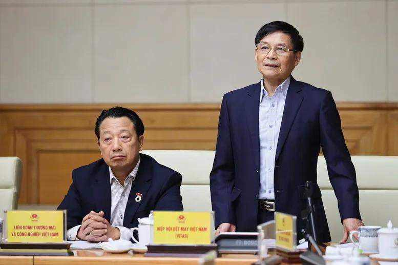 Dệt may linh hoạt để thích ứng với thuế quan