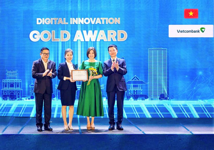 vcb-tablet-dat-giai-vang-hang-muc-digital-innovation-tai-asean-digital-awards