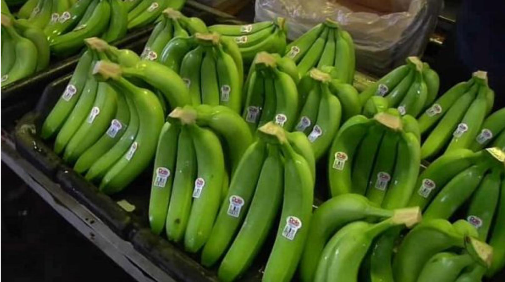 chuoi-viet-ap-dao-doc-chiem-ke-hang-nhieu-chuoi-sieu-thi-o-trung-quoc