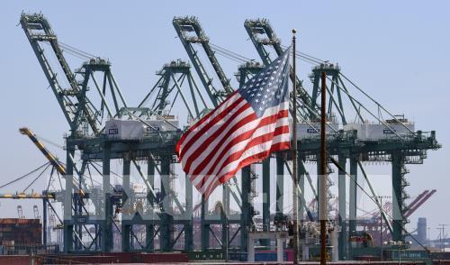 tang-phi-cang-voi-tau-trung-quoc-gia-cuoc-container-tu-my-sang-chau-au-se-tang-500