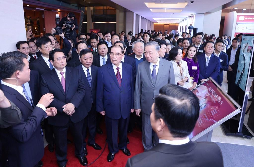 agribank-day-manh-doi-moi-sang-tao-khoa-hoc-cong-nghe-phuc-vu-chuyen-doi-so-quoc-gia