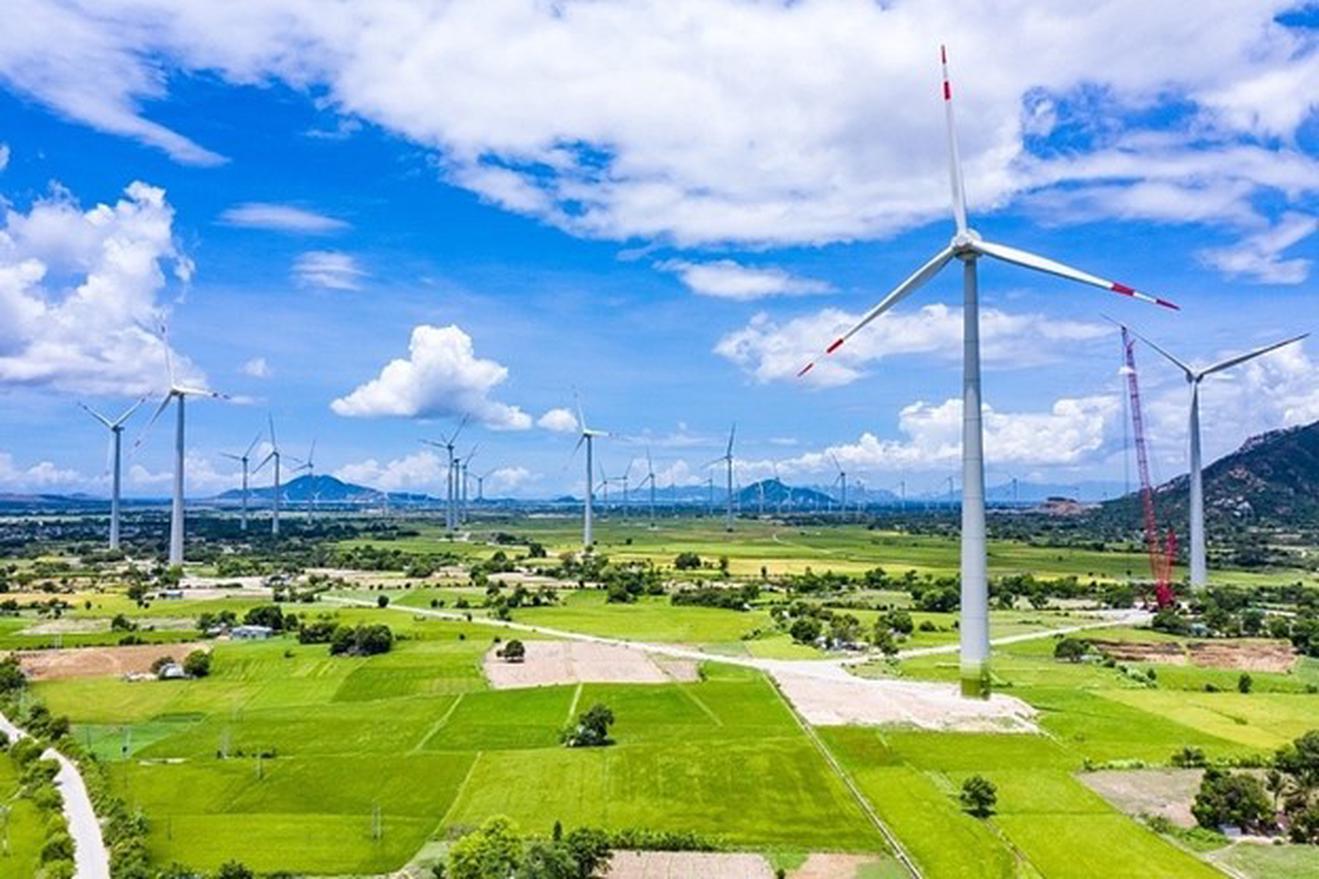 Tham vọng chuyển đổi xanh đối mặt áp lực tài chính