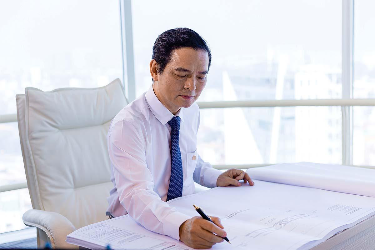 Ông Lê Viết Hải, Chủ tịch Tập đoàn Xây dựng Hòa Bình: “Không vào lửa thì thép không cứng“