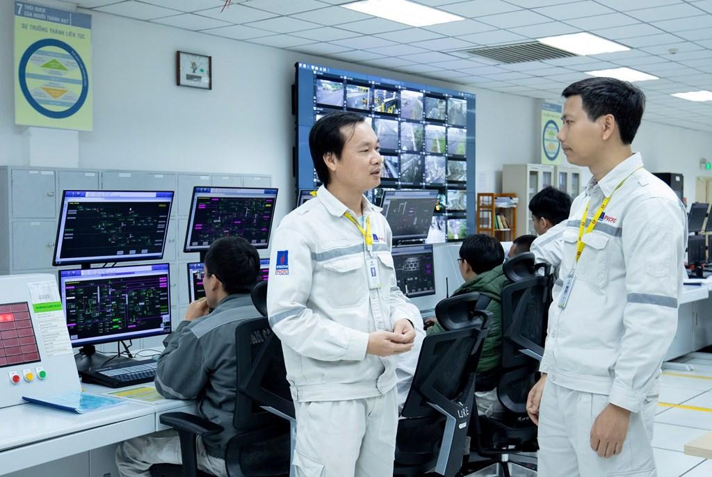 nha-may-thong-minh-dau-tien-cua-petrovietnam-dau-an-dam-net-chuyen-doi-so